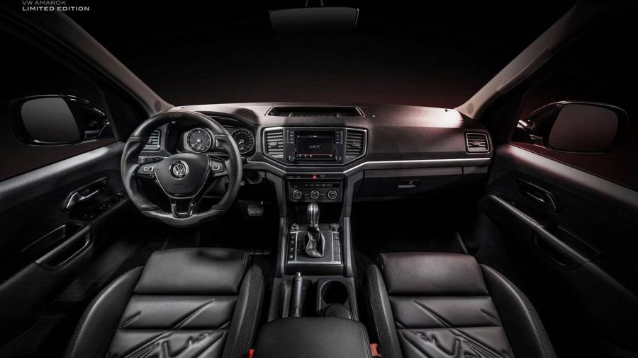 Торпедо Volkswagen Amarok by Carlex Design 2018 года  (фото 19 из 21)